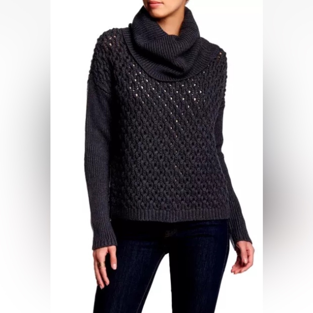 alice + olivia Chunky Wool Turtleneck Sweater- charcoal size M